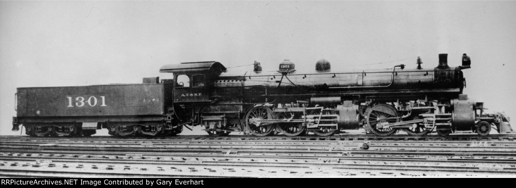 ATSF 4-4-6-2 #1301 - Atchison, Topeka & Santa Fe